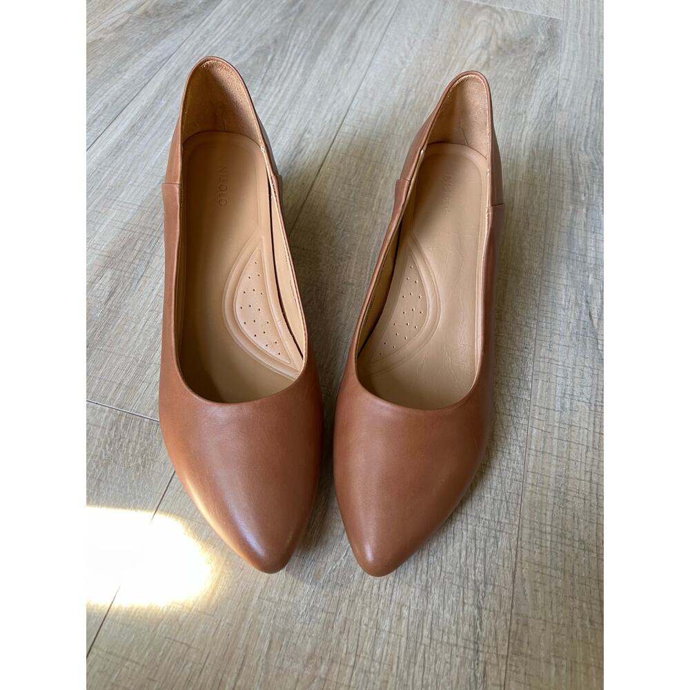 NEW Fiorela go to mid heel Nisolo carmel
